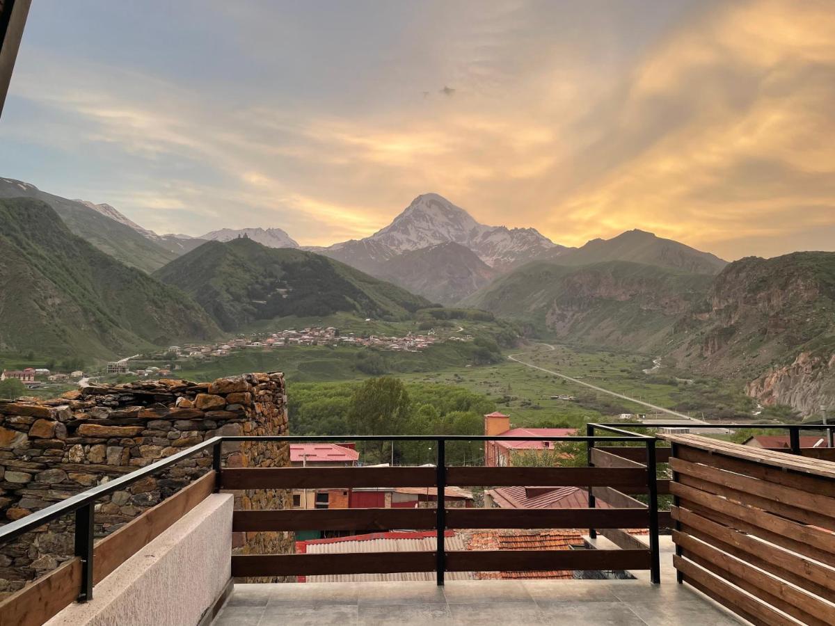 Capra Hotel Kazbegi Extérieur photo