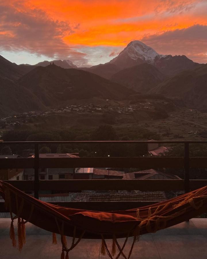 Capra Hotel Kazbegi Extérieur photo